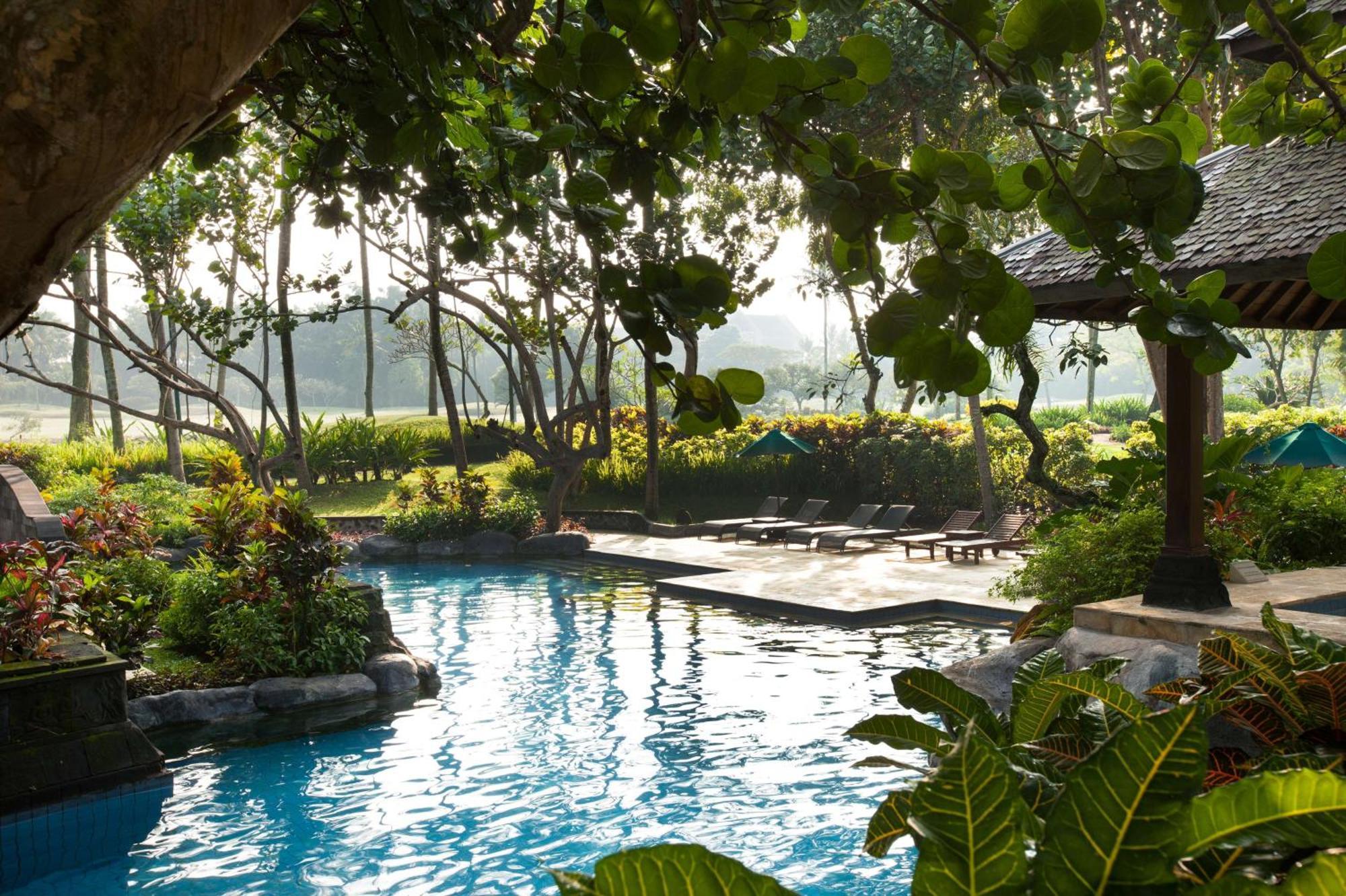 Hyatt Regency Yogyakarta Hotel Sleman  Ngoại thất bức ảnh The pool at the Four Seasons Hotel, Kuala Lumpur