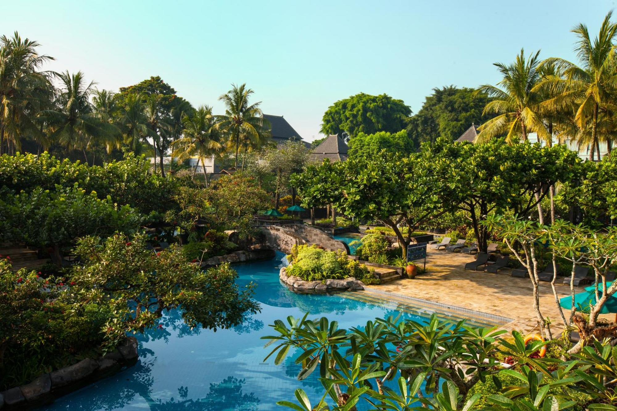 Hyatt Regency Yogyakarta Hotel Sleman  Ngoại thất bức ảnh The pool at the Royal Villa